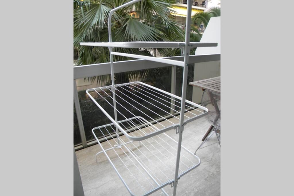 App Le Rocazur Avec Piscine Et Parking En Bord De Mer A 500M Du Centre Ville Menton Ngoại thất bức ảnh